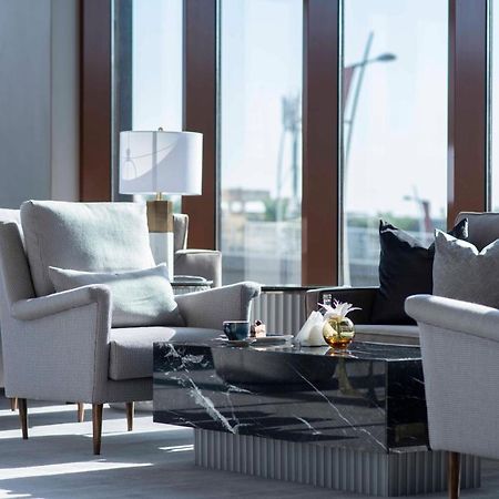 Waw Hotel Suites King Abdullah Road Рияд Екстериор снимка