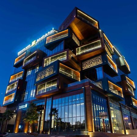 Waw Hotel Suites King Abdullah Road Рияд Екстериор снимка