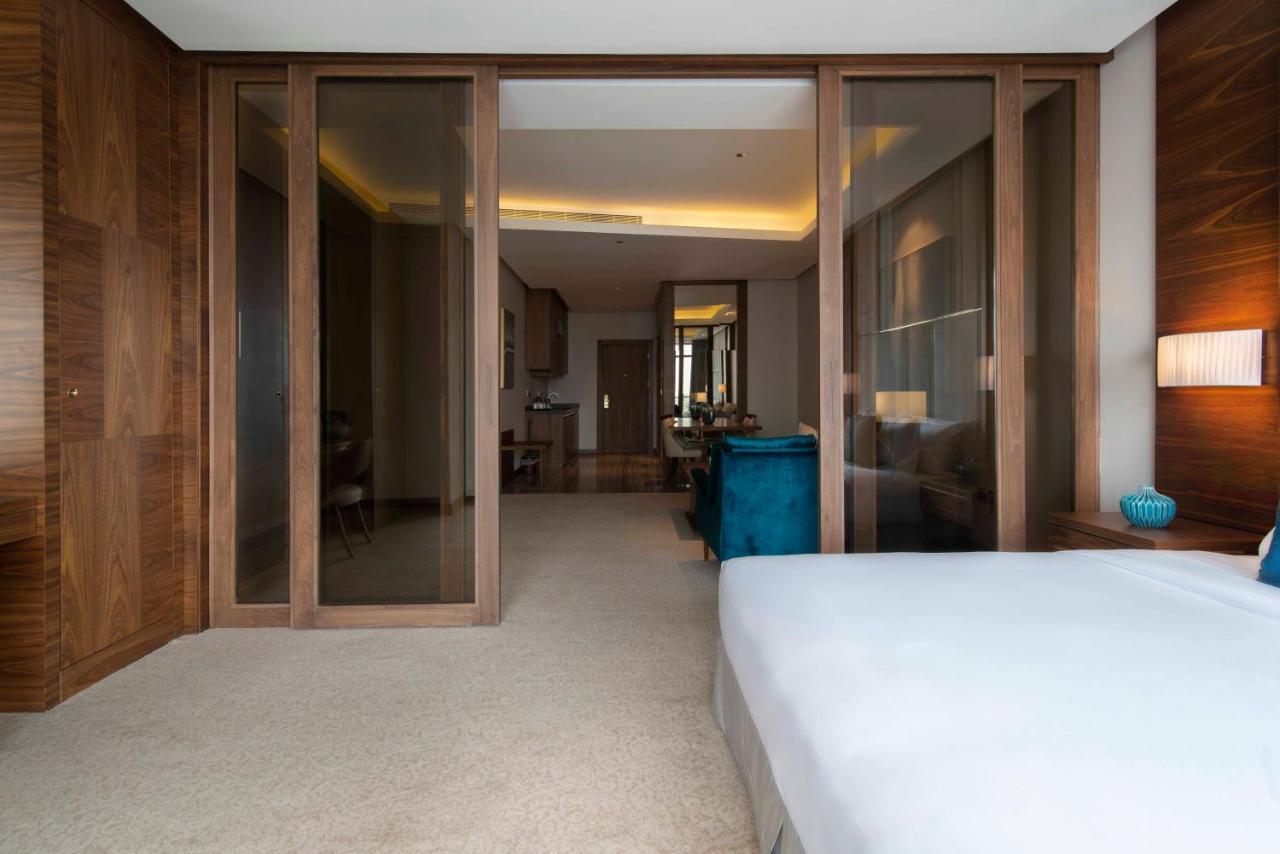 Waw Hotel Suites King Abdullah Road Рияд Екстериор снимка