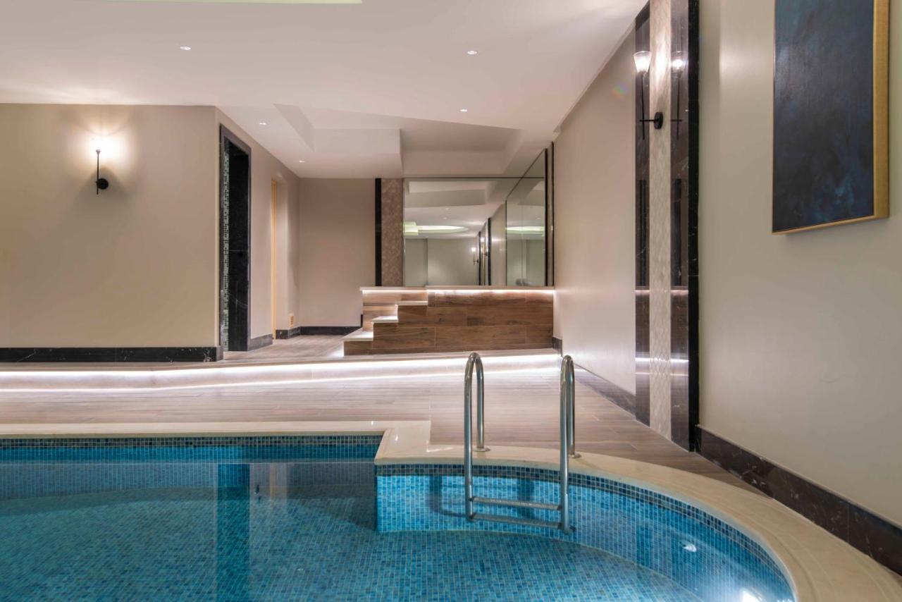 Waw Hotel Suites King Abdullah Road Рияд Екстериор снимка